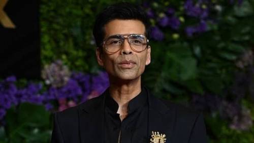আমাকে কেউ পুরুষ বলে মেনে নিতো না : কারান জোহার