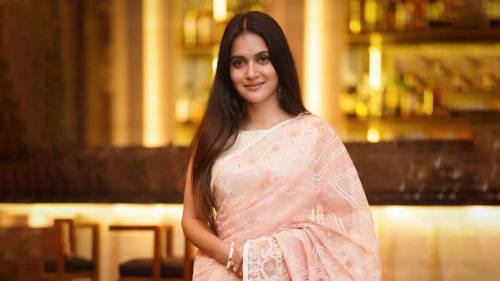 নতুন নতুন সম্পর্ক থেকে নতুন নতুন কিছু শেখার সুযোগ থাকে : মিথিলা