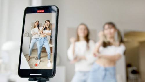 রিলসে ভিউ বাড়ানোর সেরা ৫ টি উপায়