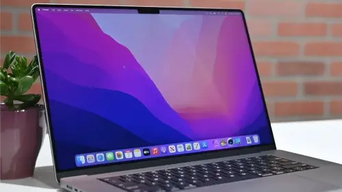 Macbook Pro তে আসছে OLED ডিসপ্লে ও টাচস্ক্রীন